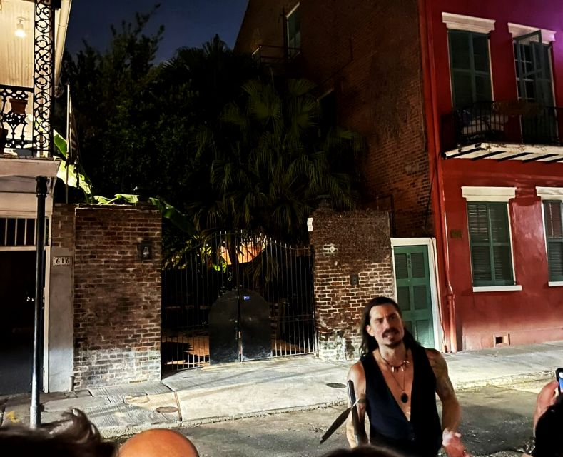 New Orleans Haunted Ghost, Voodoo & Vampire Walking Tour - The break in the middle, then one last stretch toward Lafitte’s