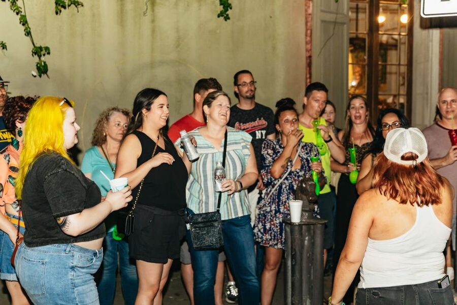 New Orleans: Haunted Pub Crawl - Lalaurie Mansion Photo Stop: A 10-Minute Look With Heavy Reputation