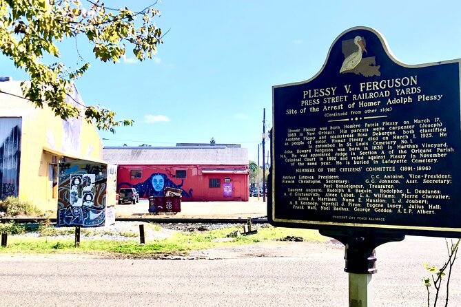 New Orleans Heart of the City Bicycle Tour - Faubourg Marigny: the oldest faubourg, with music and culture you can follow