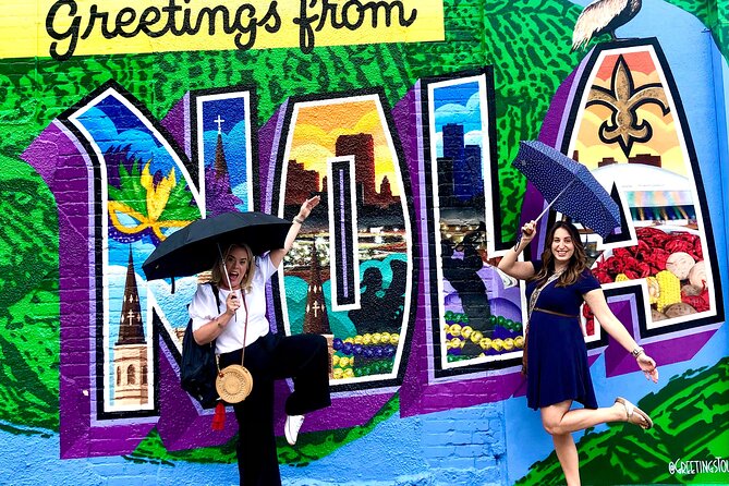 New Orleans Highlights of the Garden District Walking Tour - Starting on Magazine Street, plus a quick history hook