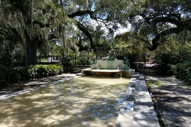 New Orleans Homes of the Rich and Famous Tour of the Garden District - Who Should Book This Garden District Tour, and Who Might Pass?