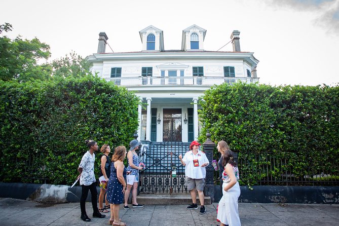 New Orleans Hop-On Hop-Off Unlimited Sightseeing Package - St. Charles Avenue Streetcar Line, Elms Mansion, and the Pontchartrain Area