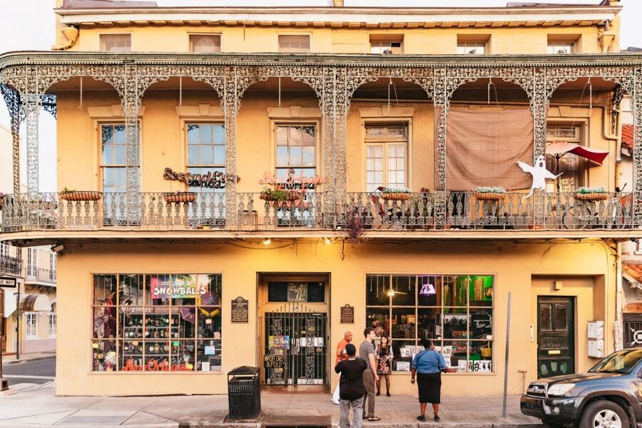 New Orleans: Jazz Roots Tour with Music, Culture & Drink - What to bring, and how to have an easier night