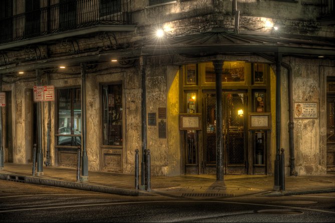 New Orleans Killers and Thrillers Tour - Group Size, Timing, and Street Comfort