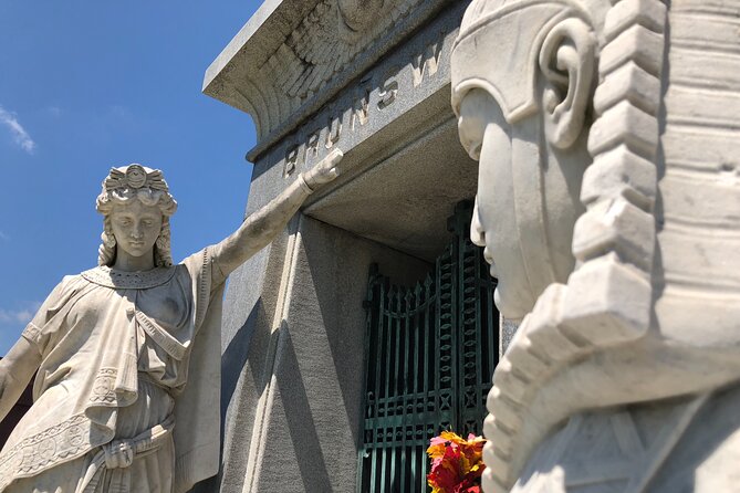 New Orleans Metairie Cemetery Tour: Millionaires and Mausoleums - Who should book, and who should consider a different plan