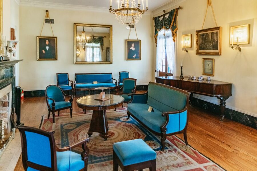 New Orleans: Oak Alley Plantation & Airboat Swamp Combo Tour - Key points to know before you go