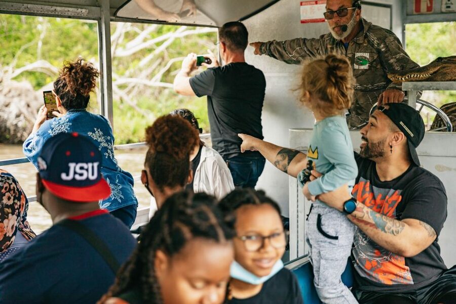 New Orleans: Oak Alley Plantation and Swamp Cruise Day Trip - Price and Value, Is $125 Worth It?