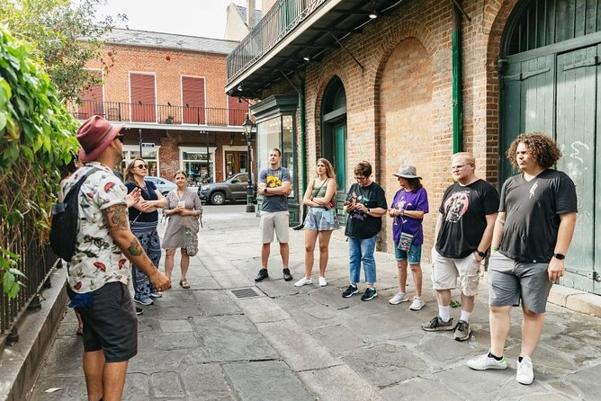 New Orleans Premier Ghost, Voodoo and Vampire Walking Tour - Jackson Square: a calm pause in the middle of the eerie route