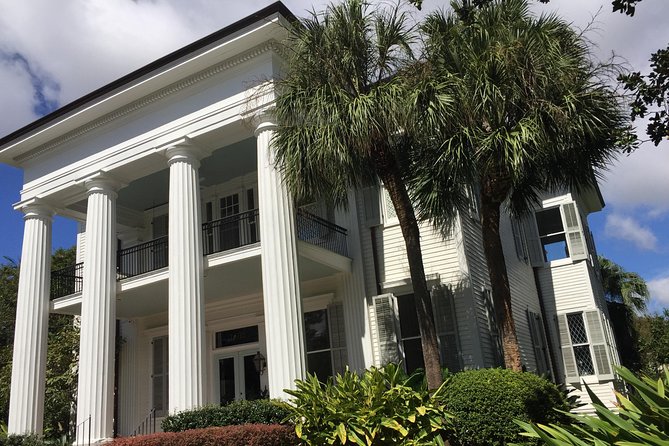 New Orleans Small-Group Garden District Walking Tour - Why the Garden District feels like a different New Orleans