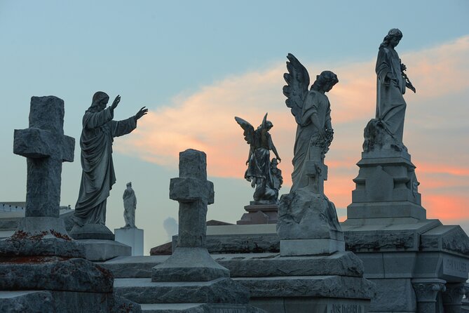 New Orleans St. Louis Cemetery No. 3 Walking Tour - The 90 minute route: what you’ll see and how it flows