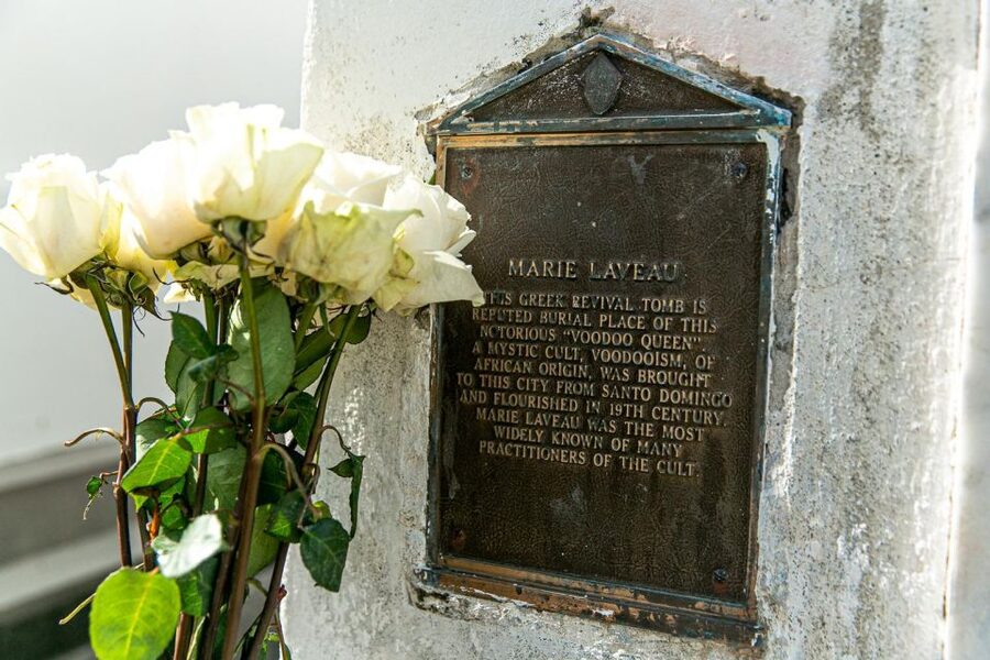 New Orleans: Walking Tour Inside St. Louis Cemetery No. 1 - Comfort tips that actually help during the cemetery visit