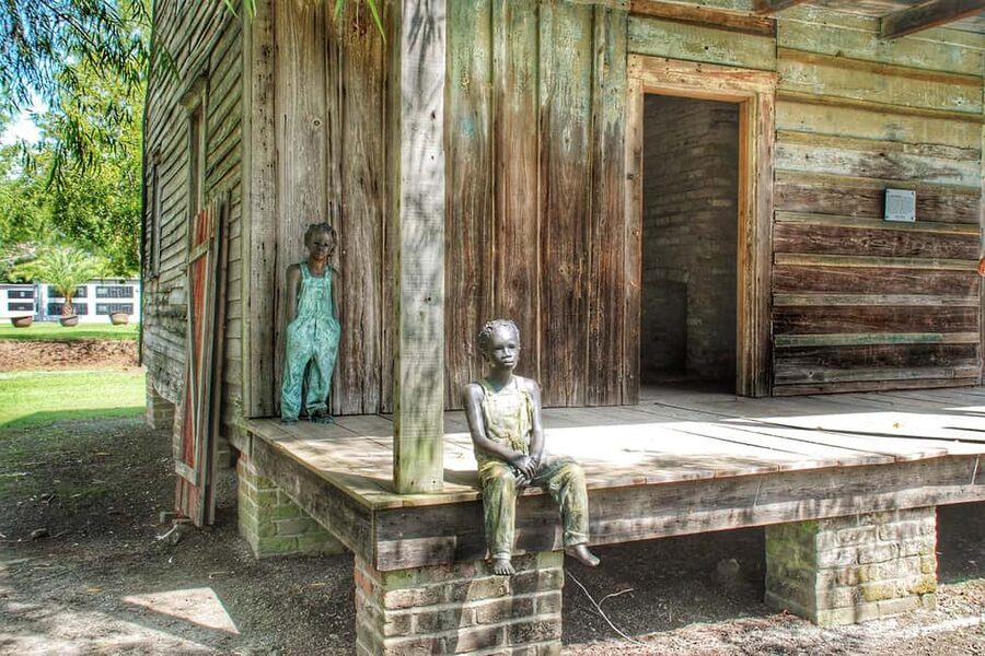New Orleans: Whitney Plantation Tour with Transportation - Where You Start at the Steamboat Natchez Dock