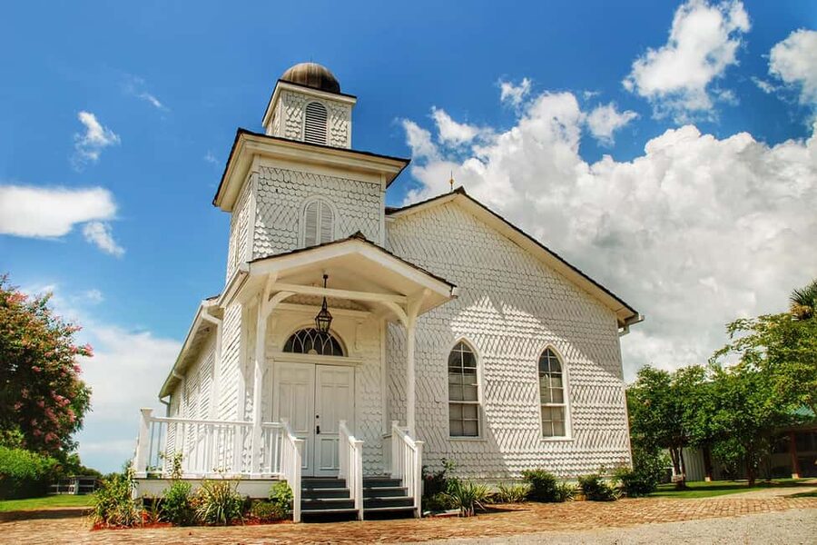 New Orleans: Whitney Plantation Tour with Transportation - Manchac Swamp Upgrade: 90 Minutes on a Covered Pontoon Boat