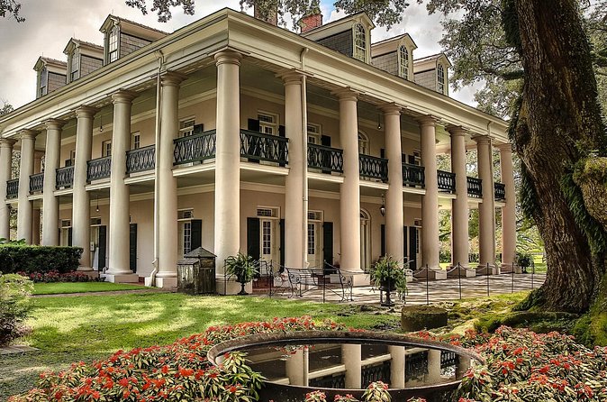 Oak Alley Plantation Tour with Pickup from New Orleans - The 75-minute return over Bonnet Carre Spillway and Lake Pontchartrain