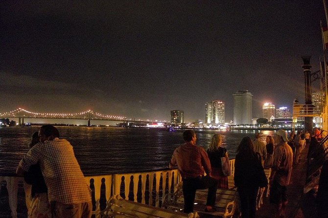 Paddlewheeler Creole Queen Jazz Dinner Cruise in New Orleans - Live Jazz on the Creole Queen: The Music Makes the Night