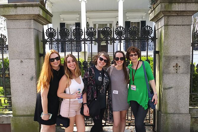 Small-Group Glamorous Garden District Tour - Where you start and where you end