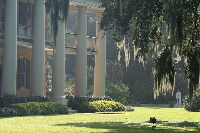 Small-Group Louisiana Plantations Tour with Gourmet Lunch from New Orleans - Houmas House and Gardens: 16 Rooms, Big Columns, and Bette Davis
