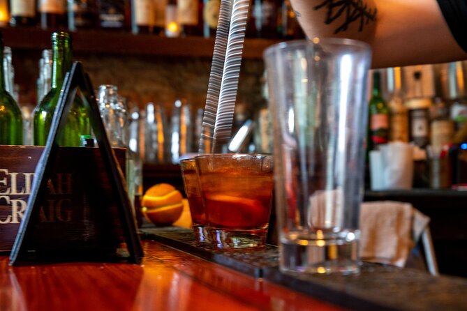 Spirits: New Orleans Cocktail & Ghost Tour - Why this New Orleans cocktail and ghost tour works in the French Quarter