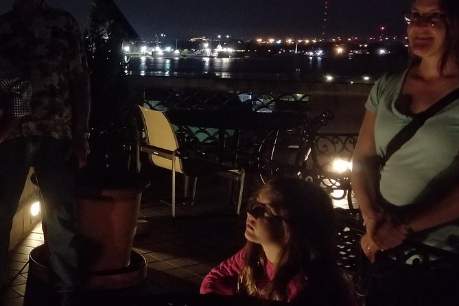 Spooky Family-Friendly Ghost Tour in New Orleans - How the Guides Keep It Spooky Without Overdoing It