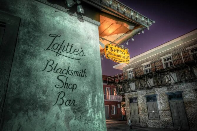 The Bad Broads Tour of New Orleans - Stop 3: Marie Laveau’s House of Voodoo, a focused 5-minute stop