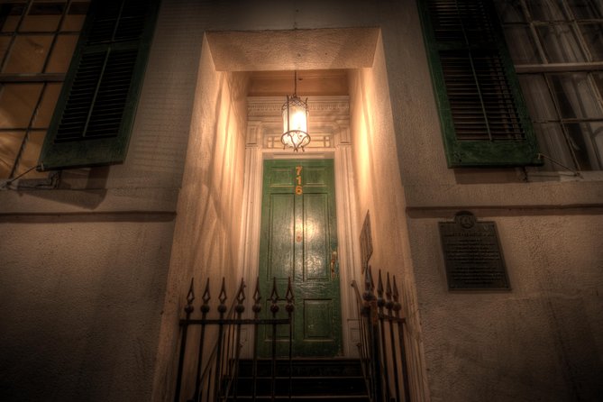 The Ghosts of New Orleans Tour - Stop 1: French Quarter time and the landmarks you actually remember