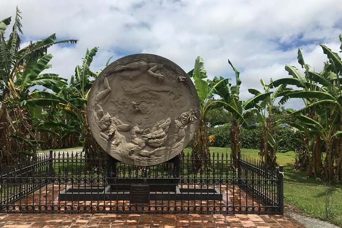 Whitney Plantation Tour with New Orleans Hotel Pickup - The road story: Lake Pontchartrain, River Road, and Katrina prevention